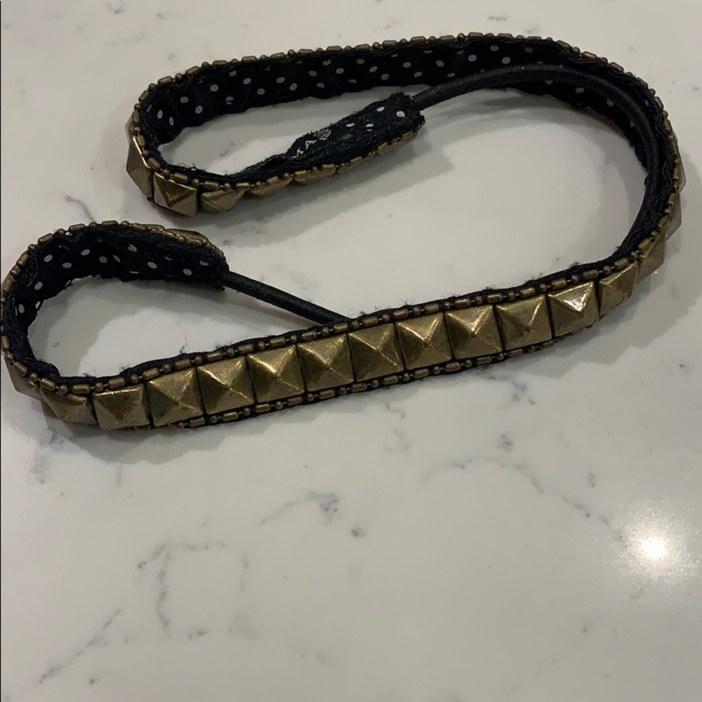 Pluma Gold Studded headband💫NWOT